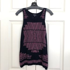 Sleeveless, embroidered, knit top